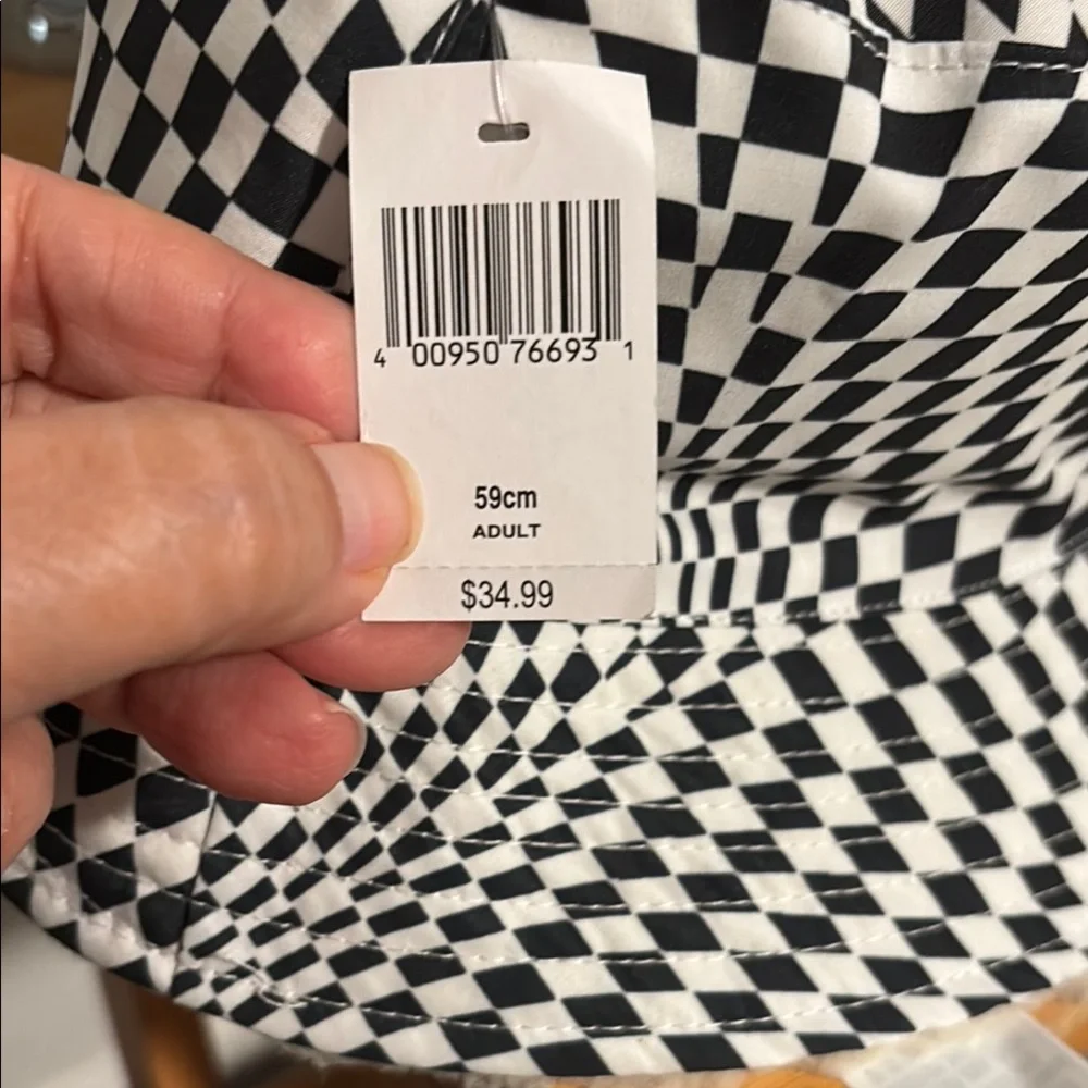 Disney Black and White Checkered Bucket Hat Reversible. - Picture 2 of 4